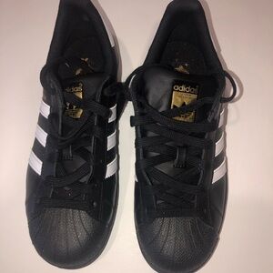 Women adidas sneakers 6